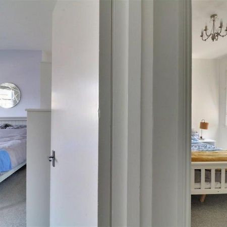 Replingham Road Apartment 런던 외부 사진